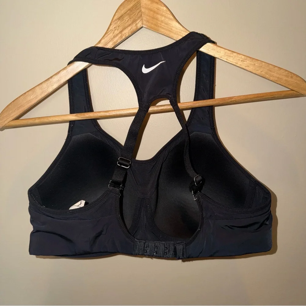 Nike Sports Bra Black Adjustable Racerback, Supportive Fit - Picture 2 of 2